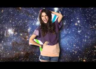  Victoria Justice Just The Way You Are