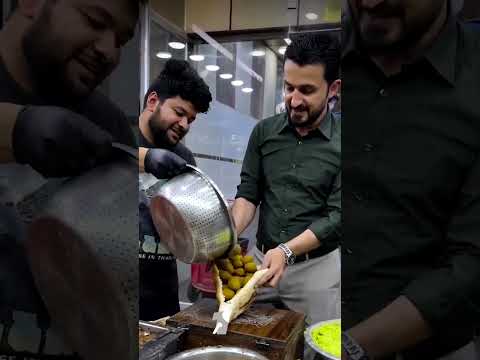 مواطنون يسخرون من مشهد تمثيلي للنائب مصطفى سند يمثل على الشعب ولا يمثلهم في البرلمان