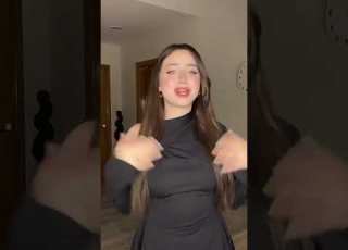 ضحكة واضحك له دلعني يا مدلع له لانا ولين ابلور ابلورر