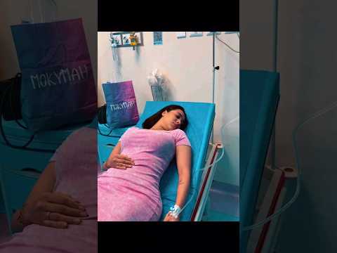 الدكتورة شروق القاسم لحظة تعب حقيقية بعيد عن الأضواء دعواتكم ليها بالشفاء شروق القاسم الدكتوره