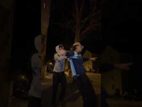 يا شكام ومصدقتش بغا يطيحني ومرشق الهش