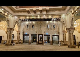بث مباشر صلاة العشاء ليلة 9 ذي الحجة 1447 تلاوة خاشعة تأسر القلوب للشيخ صلاح الدين طاهري