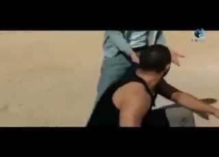 بتطلع ايه يا عم انت