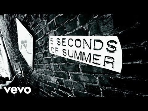5 Seconds Of Summer She Looks So Perfect Lyric Video