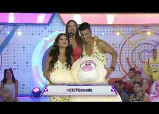  Los Combatientes Desfilaron Para Mostrarnos Sus Pijamas