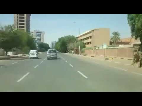 مصطفى مضوي أهدي المناديل والصور