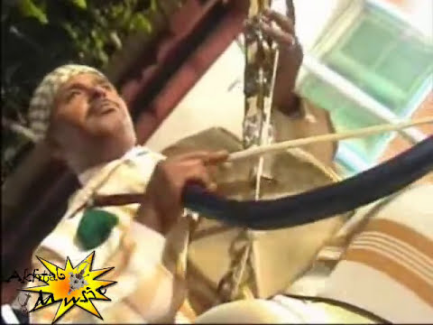 Lahsen Akhtab Ahbib Rmigh Amtta VIDEO CLIP لحسن أخطاب أحبيب رميغ أمطا فيديو كليب