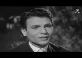  وانتي بتحاولي تلمحي للي بتحبيه