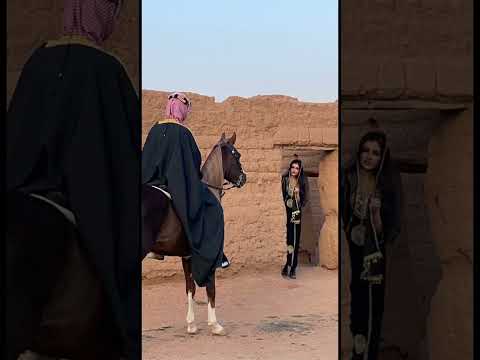 ردوني لعهد إرم واعجاز ذات العماد ويلي على وقتها واخاف اعمالها ردوني لعهد إرم واعجاز ذات العماد ويلي على وقتها واخاف اعمالها