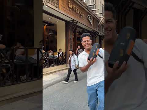 إندمجت مع الاغنية