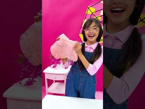 The Ultimate Color Battle Maddie S Black World Vs Charlotte S Pink World