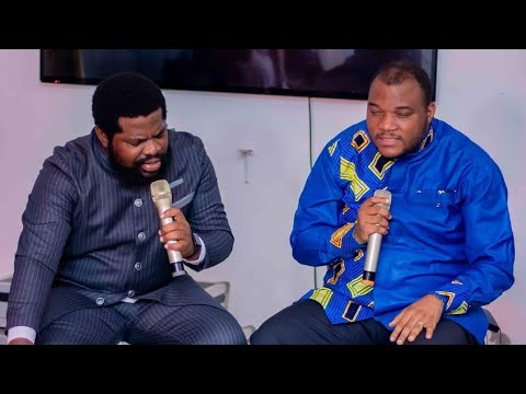 Fr Emmanuel Musongo Et Le Pasteur Henri Papa Dans Medley Malasi Yaweh Ozali Na Ngambo Na Ngai