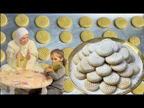 كحك العيد كحك ست الحبايب علي اصوله وسر طعم وريحه السمن البلدي جوه الكحكايه كحك العيد كحك ست الحبايب علي اصوله وسر طعم وريحه السمن البلدي جوه الكحكايه