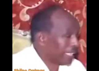  Maxaa Kala Qabsaday Abwaan Singub Iyo Maxamed Siyaad Bare