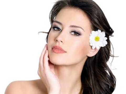 الين خلف هودي العينين معقول يخونو