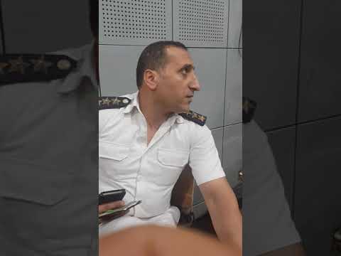 معاملة الشرطة المصرية للجزائرين مخلونيش ندخل حتي نراحت الطيارة جيت خارج مخلونيش نخر من المطار