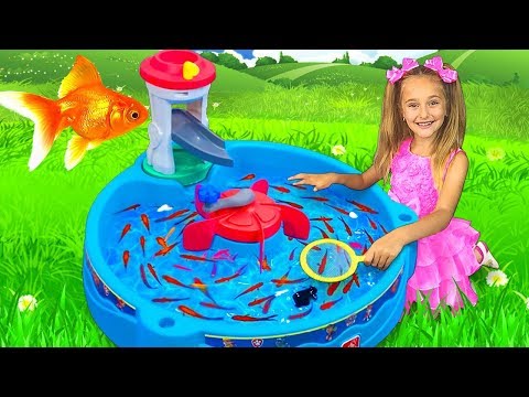 Sasha Catches Fish With Fishing Water Toys