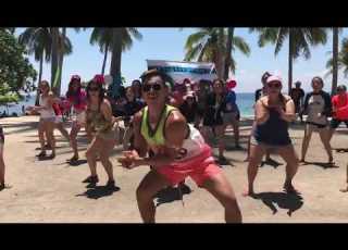  Hula Hoop Daddy Yankee Zumba