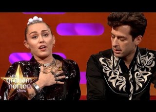  Mark Ronson Stalked Miley Cyrus For FOUR YEARS Before They Made Nothing Breaks Like A Heart