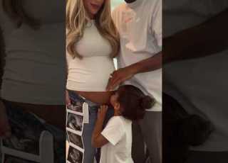 زوجة رياض محرز حامل بطفل الله يبارك رياض محرز