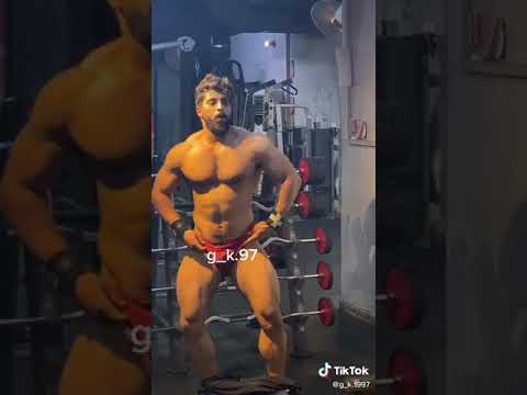 استعراض عضلات