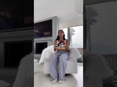 OUTFIT TRANSITION Shorts