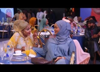  TAZAMA MALAIKA MALKIA CARENI NA MASTAA KIBAO KWENYE IFTARI YA CLOUDS TV USIKU HUU DOME MASAKI