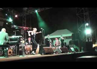 Pink Martini Carcassonne 17 7 14 8 Let S Never Stop Falling In Love