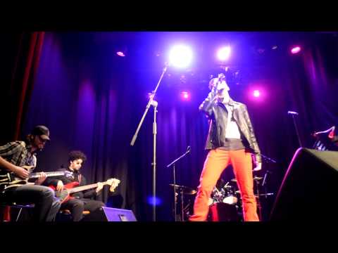 Chadon Attachiante Studio Raspail 04 03 2012