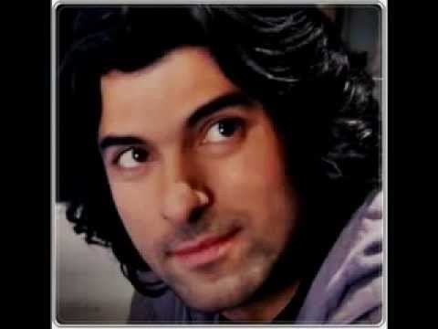 نفسى ابقى جنبه محمد حماقى