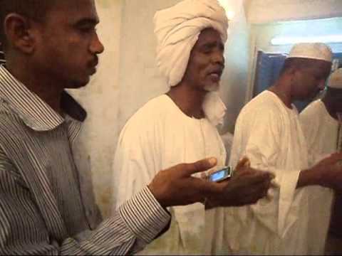 صلي يارب ثم سلم على من هو للخلق رحمة وشفاء