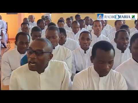 TAZAMA NYIMBO HII MAFRATERI WAKIIMBA NITUME MIMI BWANA