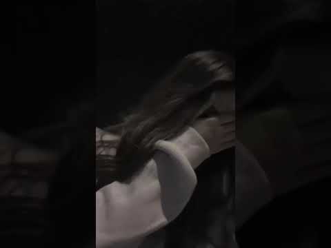 قلبيي تعلق بحبك والعقل مانسيك