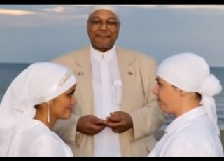 581حكم الوحي الإلهي على الة الأخ وحيد برنامج الدليل الحلقة