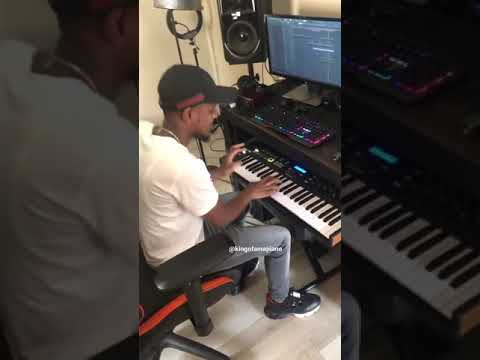 KABZA DE SMALL PLAYING KEYS KING OF AMAPIANO Shorts Kabzadesmall