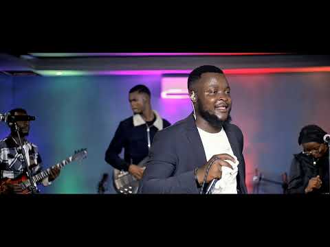 LOUANGE WA KWIMBILE GEDEON PAMUENA