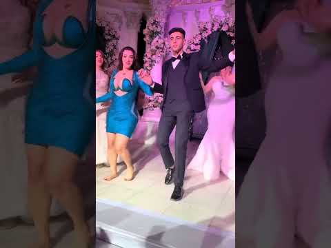 رقص مولع شروق القاسم في الفرح رقص رقص شرقي رقص بنات Viral