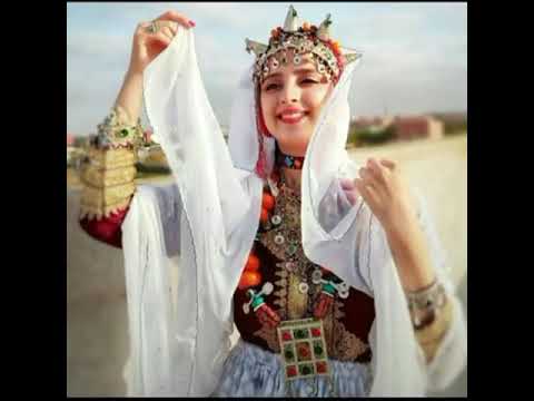 ملكة جمال الامازيغ على ايقاعات تيسلاتين اونزار ملكة جمال الامازيغ على ايقاعات تيسلاتين اونزار