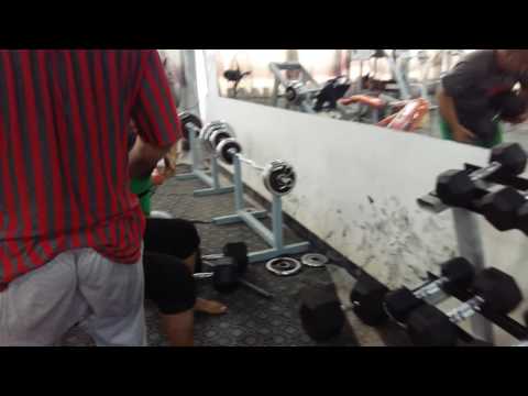 تمارين بناء اجسام بطل العراق طالب شبر