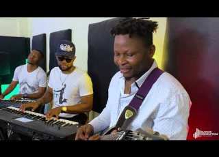 Christmas Seben Jam 2 Ft Tokoss Feeling Band
