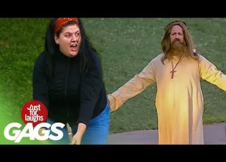  Jesus Walks On Water Prank