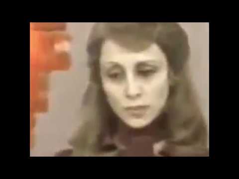 Fairouz Akher Ayyam Al Sayfiyyi فيروز اخر ايام الصيفيه تصوير استديو نادر Fairouz Akher Ayyam Al Sayfiyyi فيروز اخر ايام الصيفيه تصوير استديو نادر