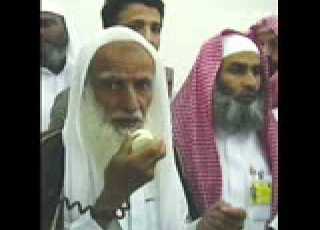 ابن عثيمين شاب نشأ في طاعة الله
