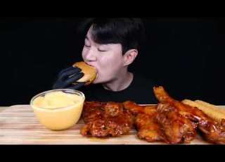  ENG SUB ASMR SPICY BBQ CHICKEN TRIPLE CHEESEBURGERS EATING SOUNDS MUKBANG 치즈버거 치킨 먹방 ASMR MUKBANG