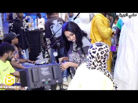 Kings Of Linen Dancing And Reveling