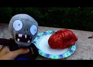 Plants Vs Zombies Plush Brainiac Maniac