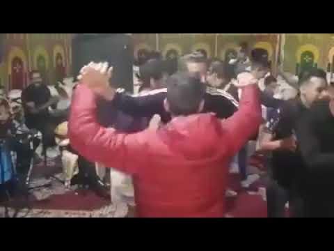 الهربااا اجي تسمع الجديد سارع سارع انت البارع انا في الصف انا في الخلف دب الحلزون فوق حجارة ههههههه