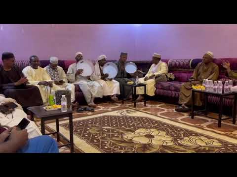 صلى وسلم عليك يانبينا المادح الهبرو والشيخ احمد الشيخ محمد في حضور ابونا الشيخ حسن الشيخ عمر حمدان