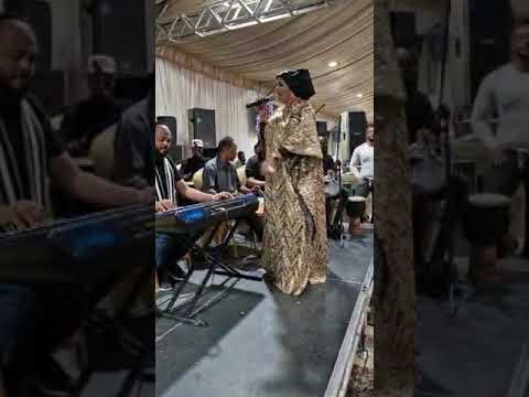 ندى القلعة انا اسفة Nada Algalaa