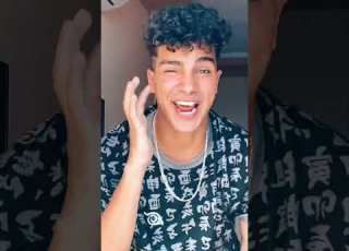 تيك توك ممنوع حد يقرب منك اه يوحش الكون شهاب الدين Back